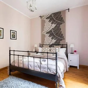 Florje House , Roma Italia